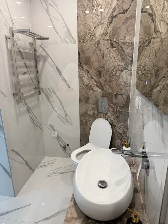 Просторная двухкомнатная квартира расположенная в живописном районе