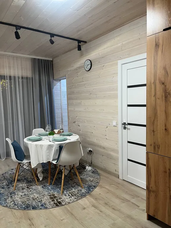 Уютный домик с террасой