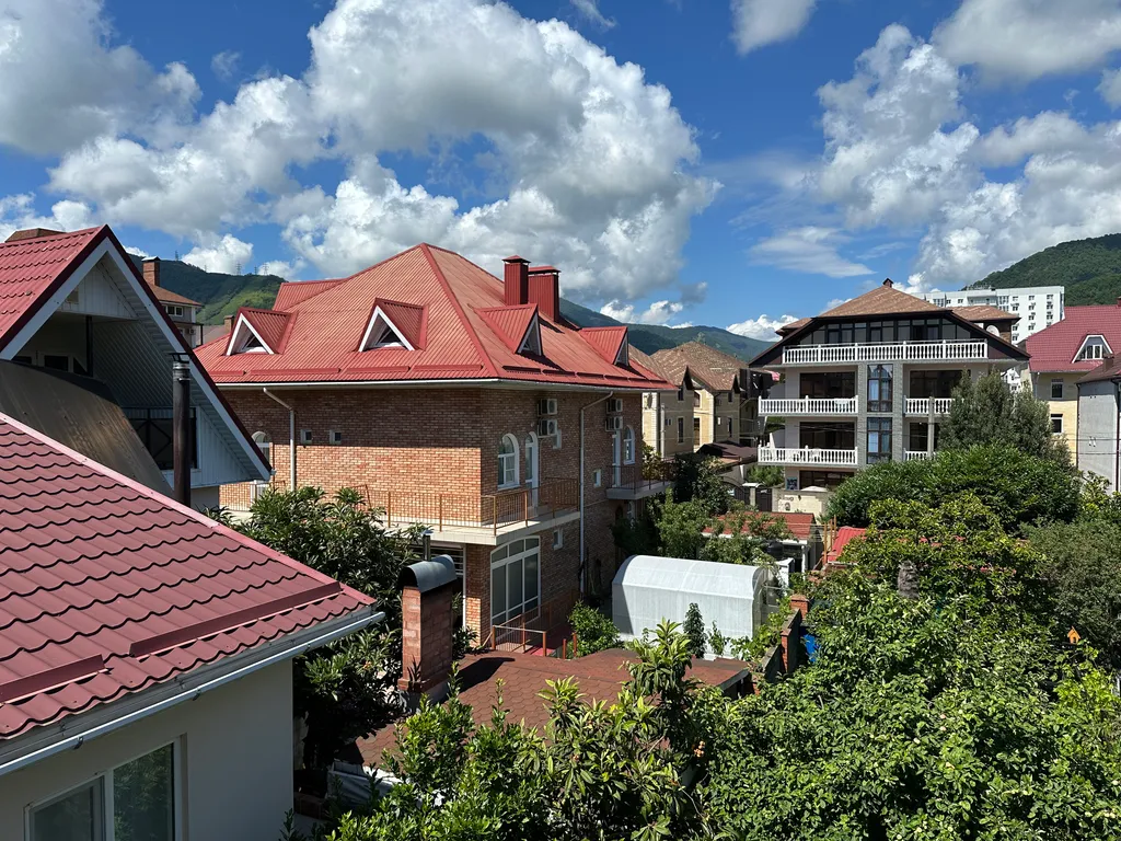 Квартира Квартира Трехместный номер 3 в частном доме Лужайка — Лазаревское