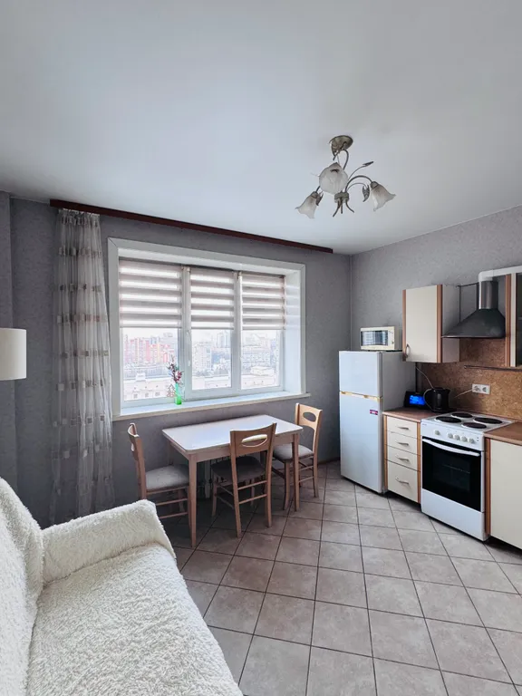 Квартира Просторная квартира с 3 кроватями в центре города — Хабаровск