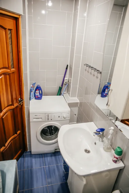 Двухкомнатная квартира рядом с жд станцией