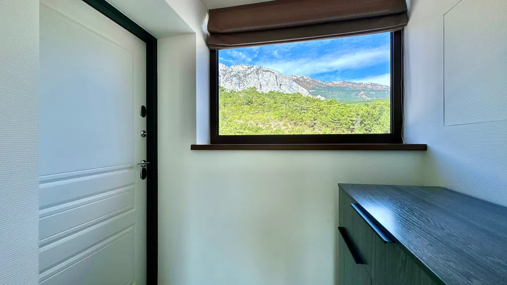 Таунхаус Панда в лесной зоне с подогреваемым бассейном и баней Кореиз