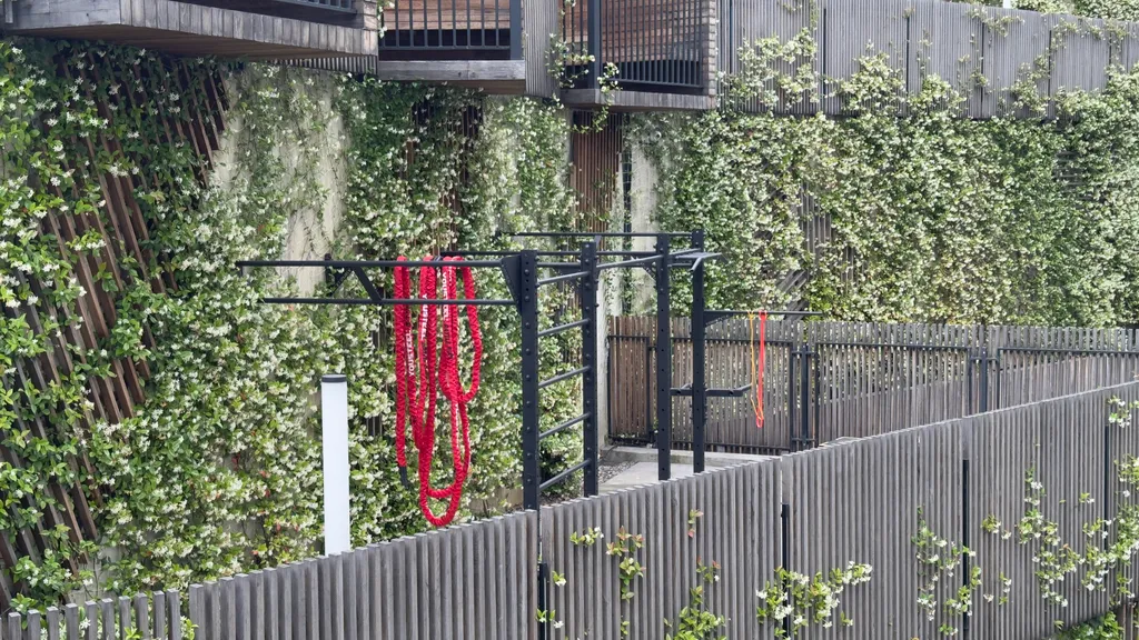 Студия в 8-и минутах ходьбы от моря с бассейном