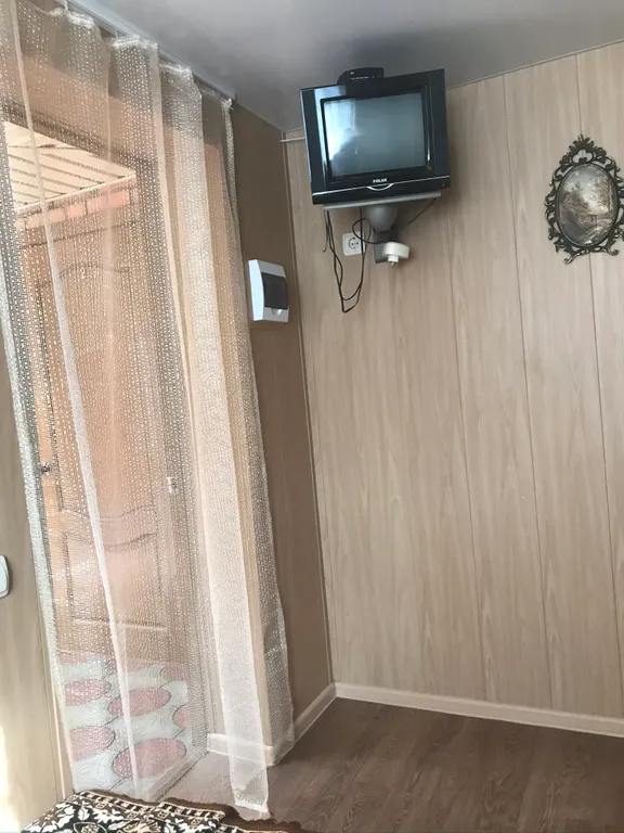 Уютная комната в хорошем расположение.