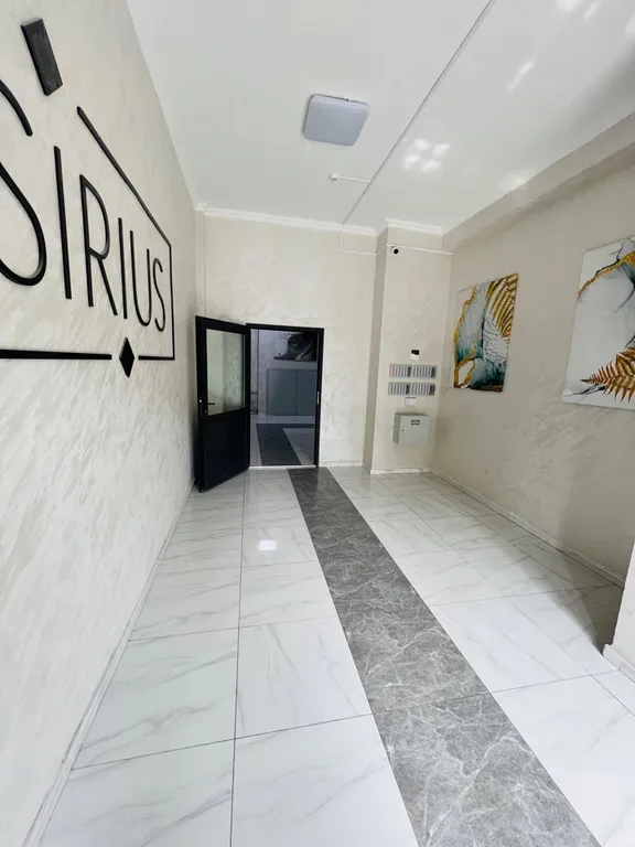 Шикарный вип с дизайнерским ремонтом в центре Алматы