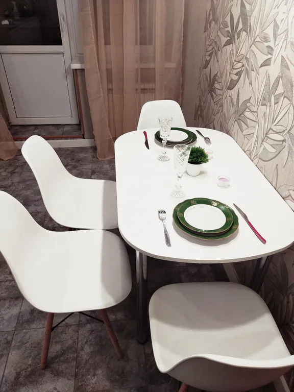 Огромная 3-комнатная квартира с новым ремонтом