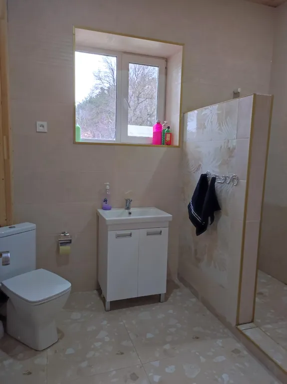 8-комнатный Дом