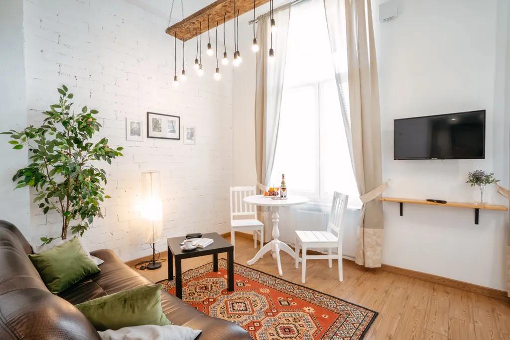 Двухуровневый дизайнерский лофт на берегу озера