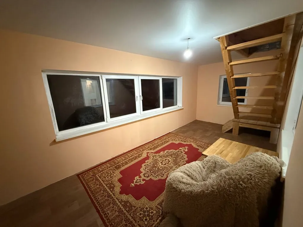 Дом с видом на лес, рядом с рекой Тверцой.