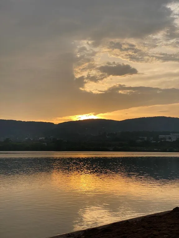 Студия возле пляжа, леса, стадиона и горнолыжки