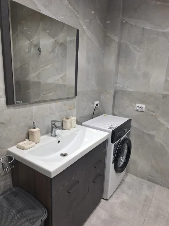 Просторная и уютная квартира в центре, рядом аэропорт