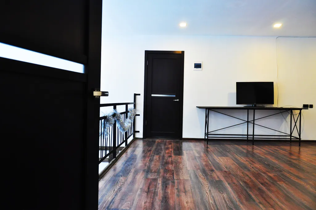 Коттедж для гостей в Ильичево. Баня, бассейн, камин.