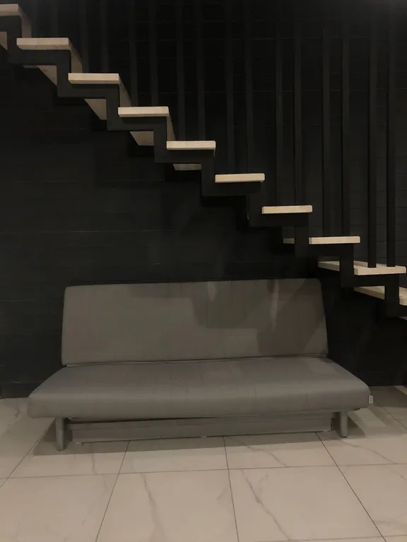 Коттедж в лесной зоне с тремя спальнями