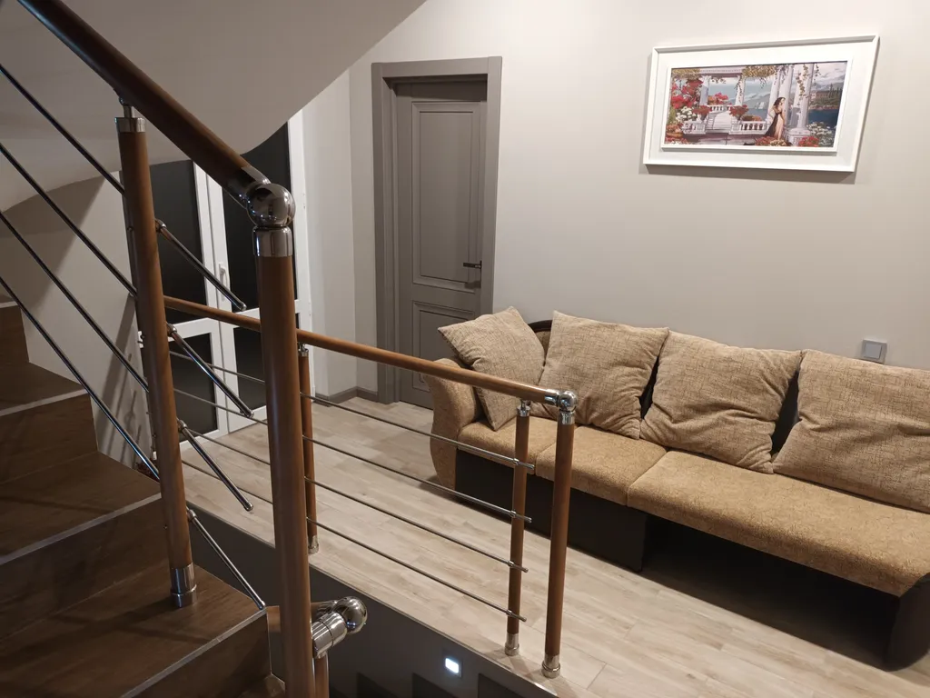 Дом с бассейном