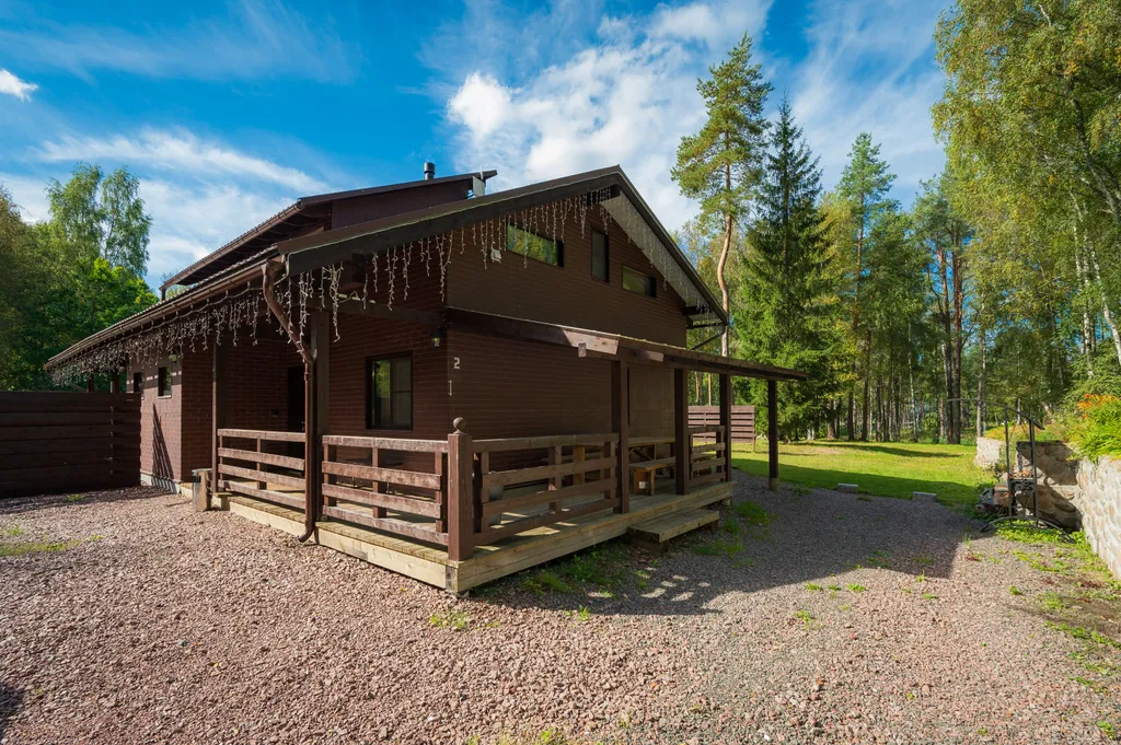 Коттедж № 1