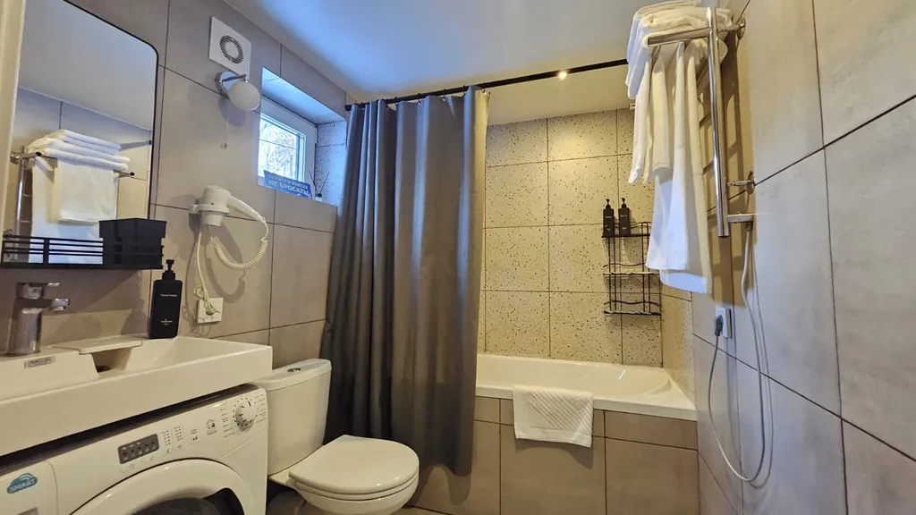 Коттедж в лесу