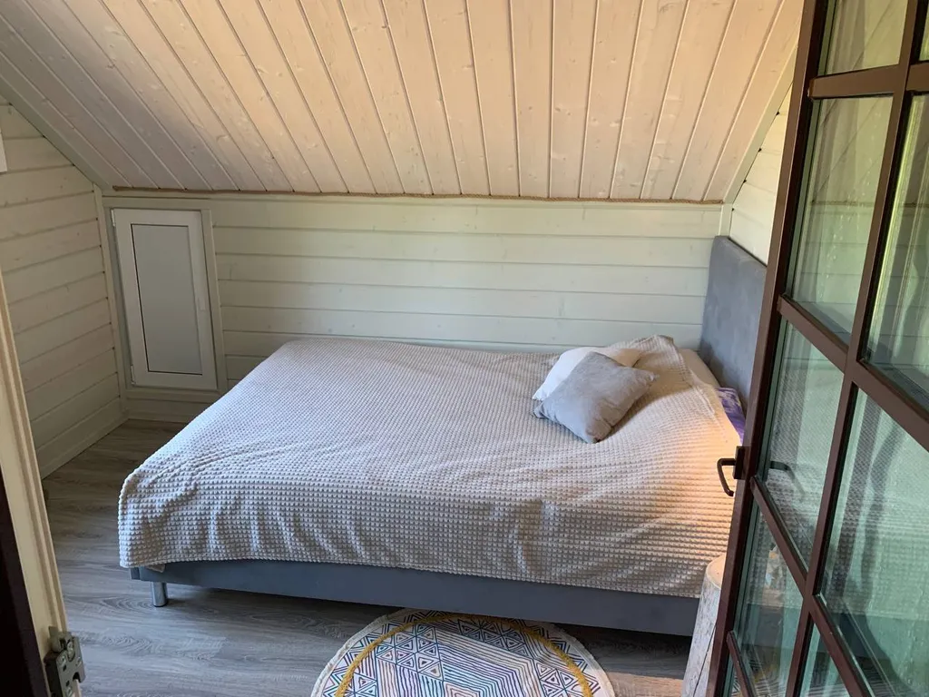 Коттедж Дом с видом на озеро — Крошнозеро