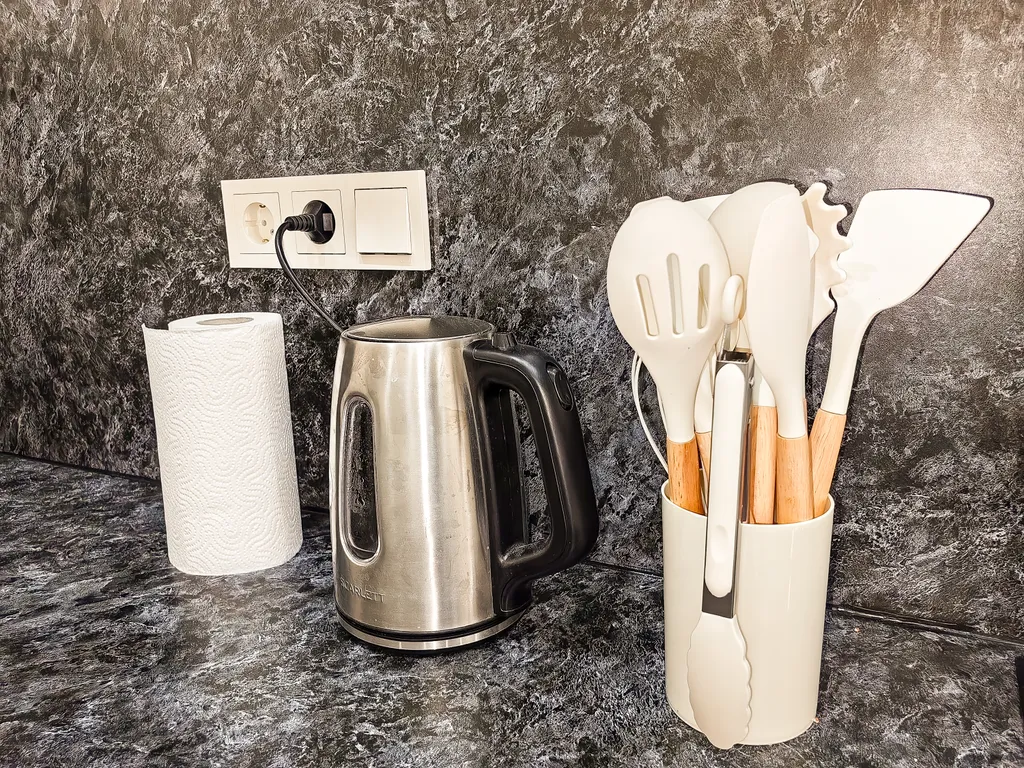 Уютные апартаменты с видом на лес и набережной у дома