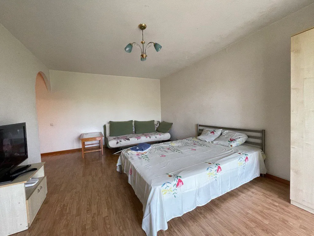 Уютная студия на Набережной. Вода 24/7