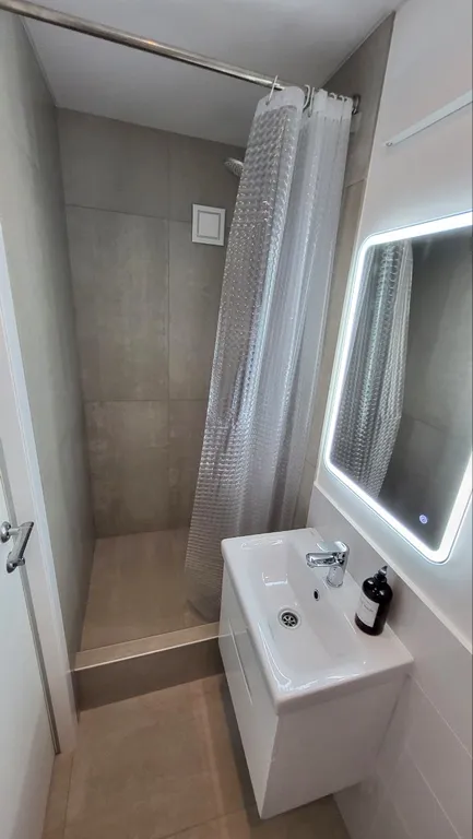 Студия на Сенной около канатной дороги