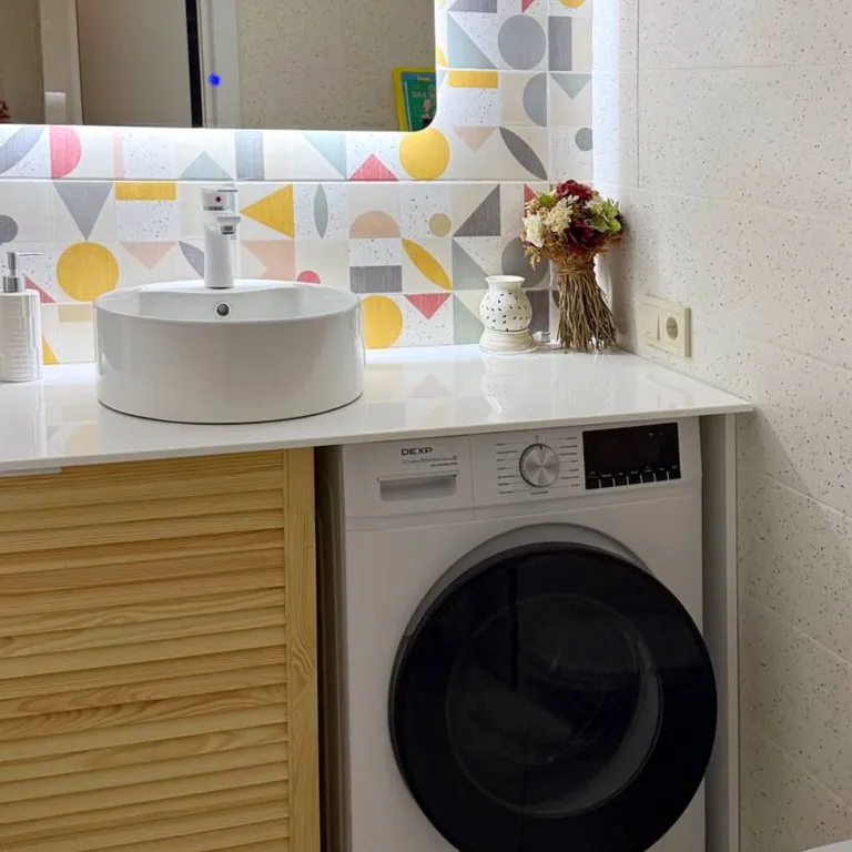 Студия с видом на Шуваловский парк