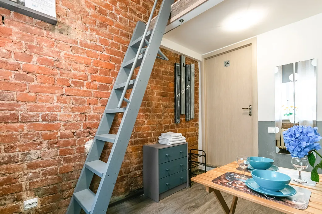 Квартира Квартира Уютная двухуровневая студия в центре СПб, напротив Московского вокзала — Санкт-Петербург