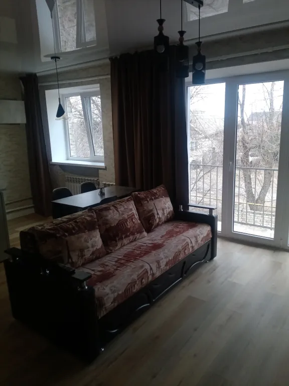 Студия в спальном районе