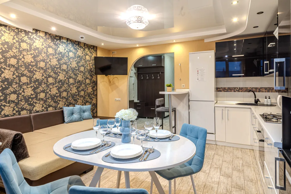 В тихом районе с удобной кроватью, гостиничный сервис, бесконтактно