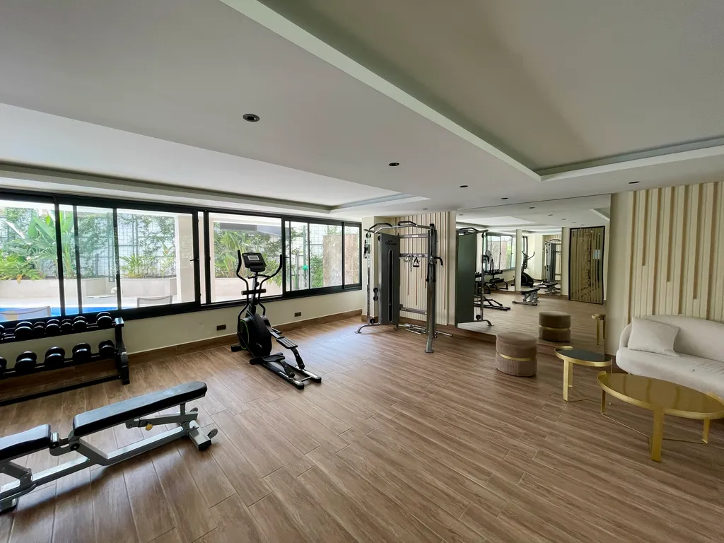 Luxury Flat 300m to the Beach