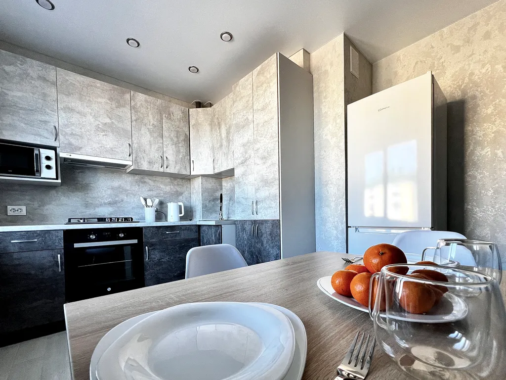 Уютная новая квартира класса люкс в 10 минутах от центра города — аренда посуточно в Смоленск