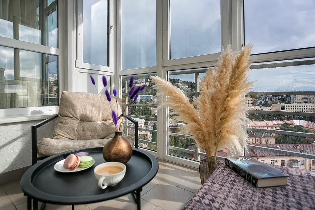 Садовая. В самом центре, вид на море