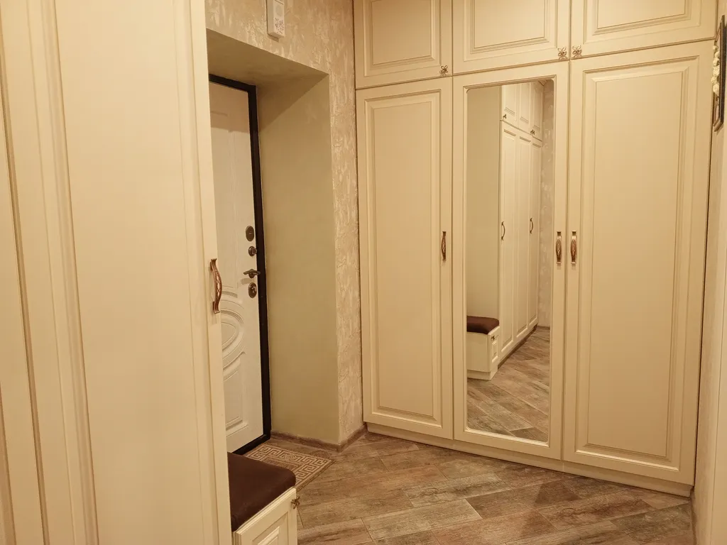 Однокомнатная классика в 5 минутах у моря