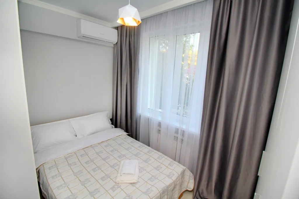 Современная студия в самом сердце Алматы на Арбате