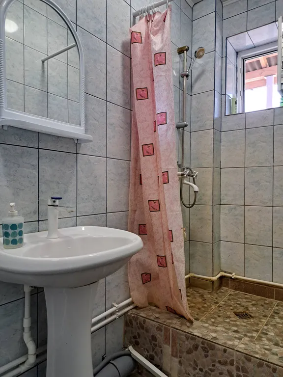 Номер стандарт у озера