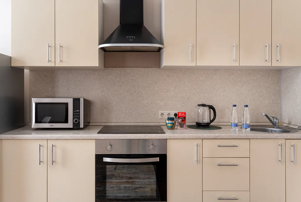 Студия возле Ледовой Арены