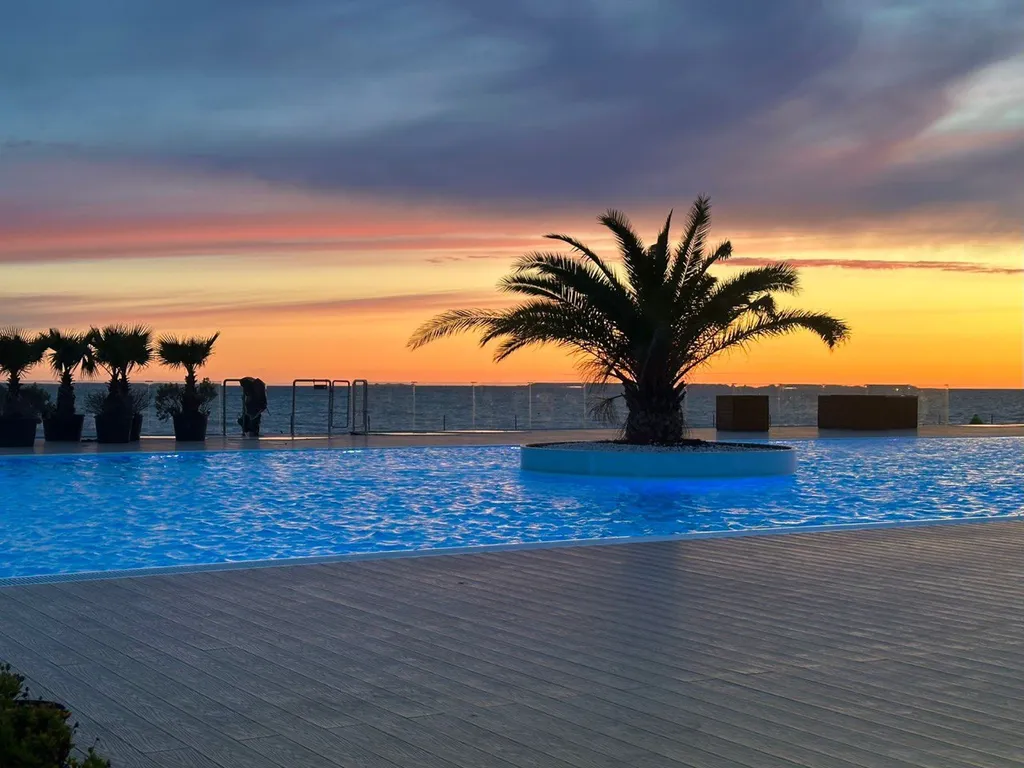 Квартира Квартира у моря с двумя изолированными комнатами — Сириус