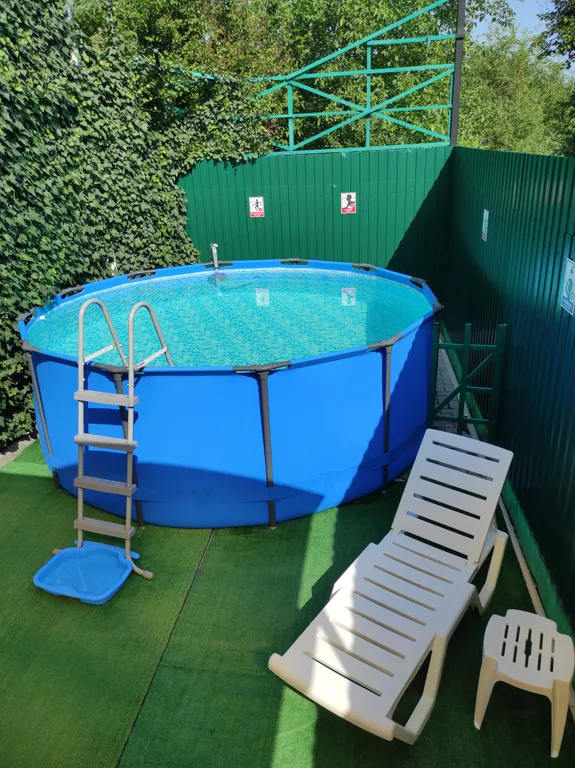 Квартира Luxe-евродвушка - в частном подворье, до 6-ти мест — аренда посуточно в Ейск