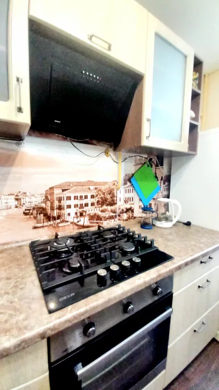 Трёхкомнатная квартира в районе жд вокзала