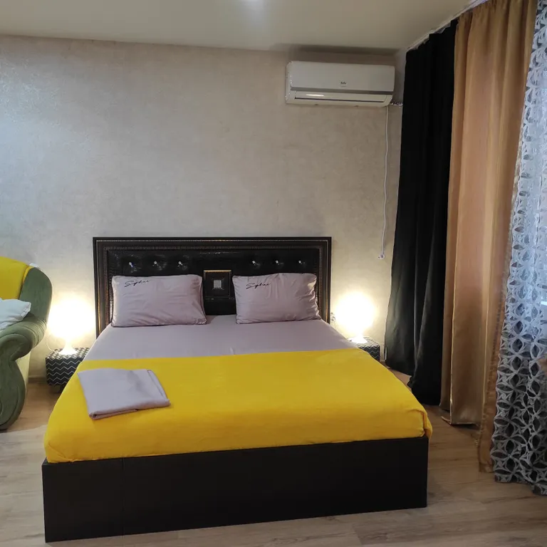 Студия с видом на горы