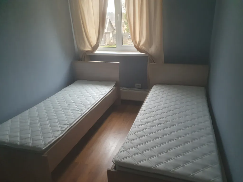 Благоустроенный дом на берегу реки