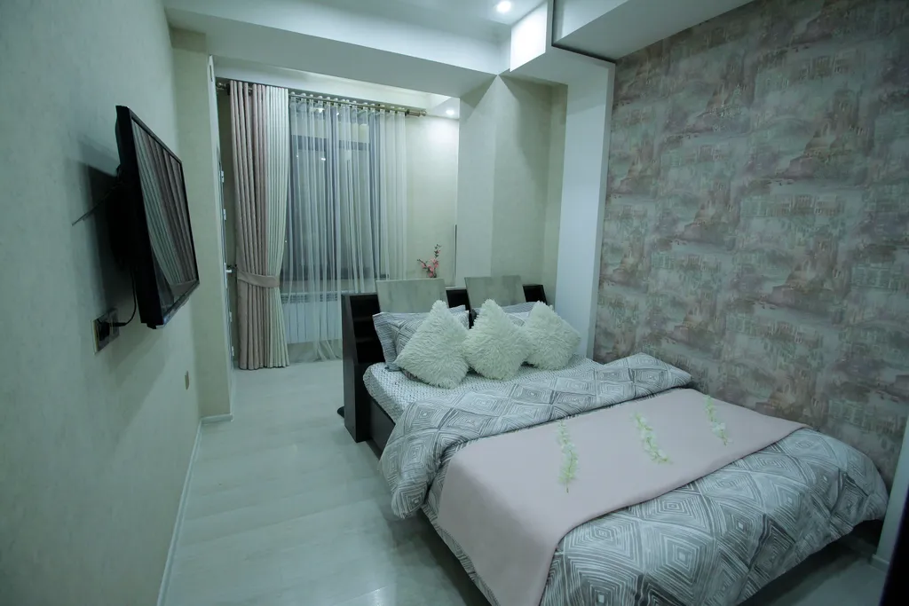 Светлая и уютная квартира в центре города Душанбе — аренда посуточно в Душанбе