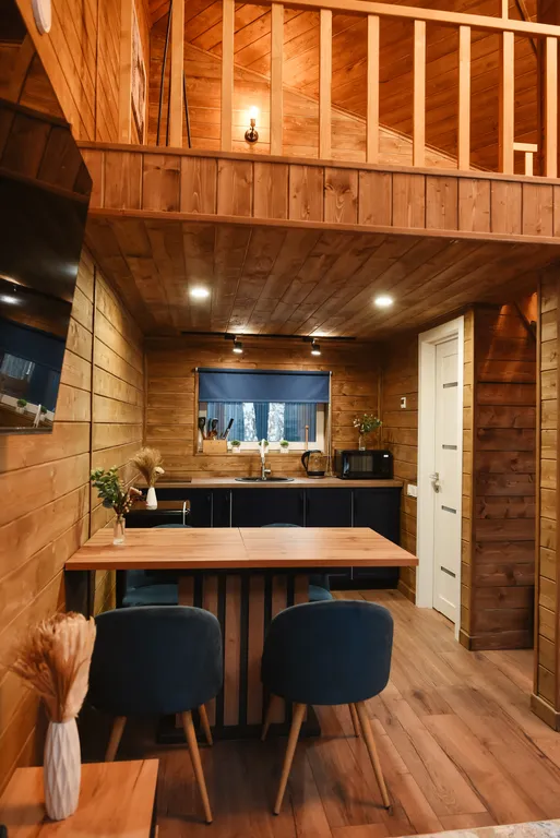 Синий домик