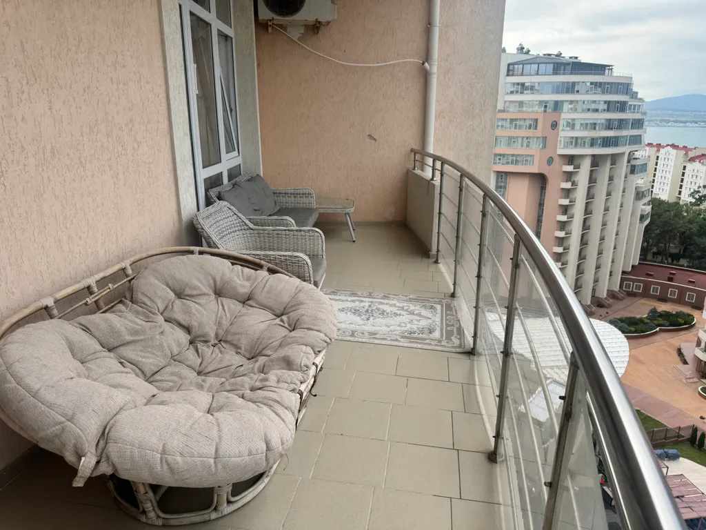 Просторная евродвушка в доме бизнес-класса