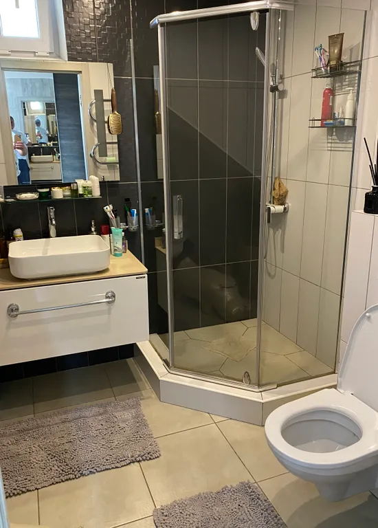 Дом с бассейном