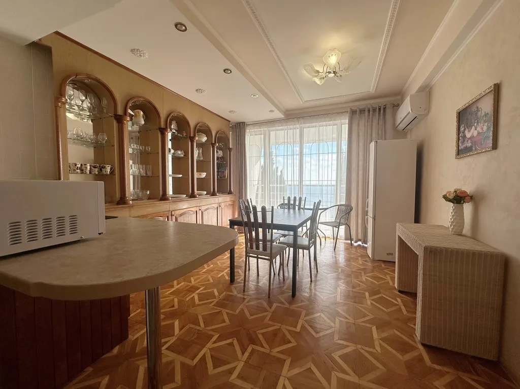 Апартаменты Алена с видом на море