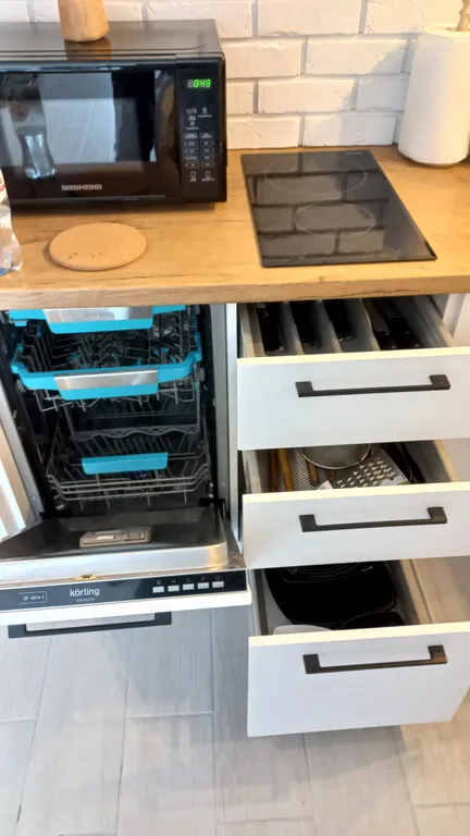 Центр города, квартира на набережной у Рыбной деревни