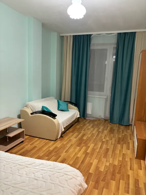 Квартира у аквапарка и Ледового дворца