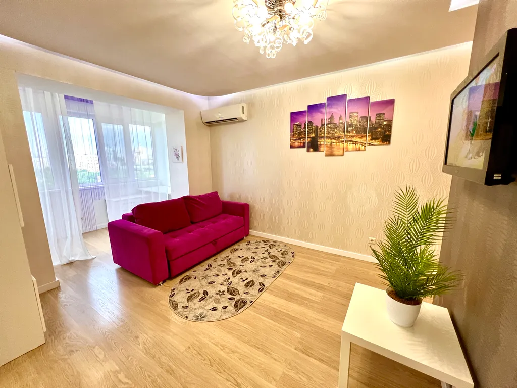 Квартира Квартира Стильная шикарная студия рядом с МТЛ-ареной — Самара