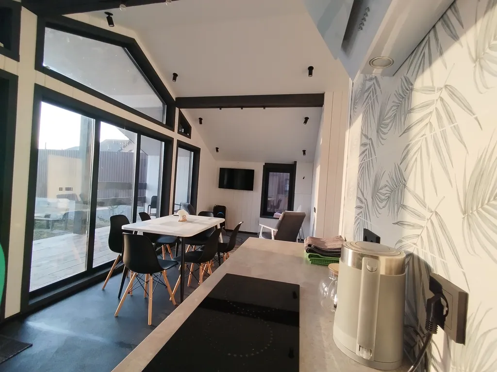 Уютный дом на две семьи в коттеджном поселке