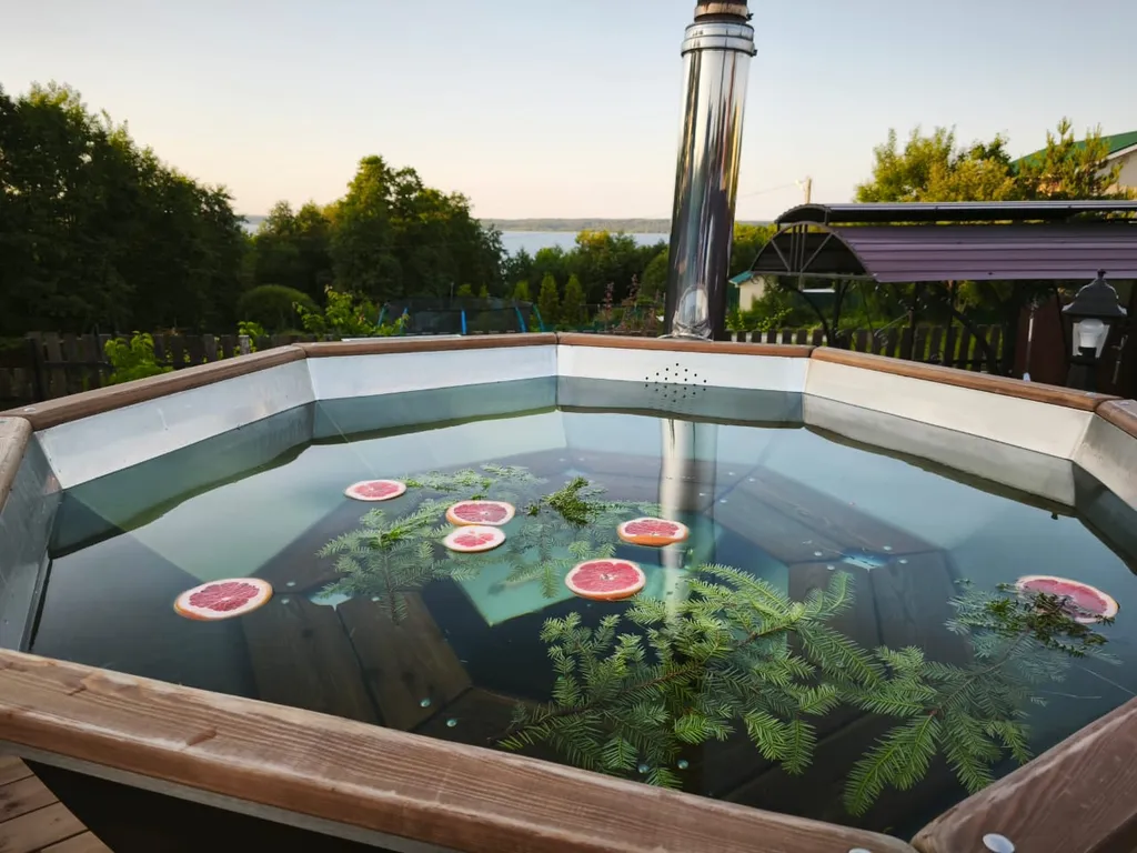 Дом-баня на берегу озера